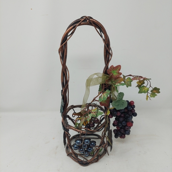 Grapes Vine Woven Metal Single Wine Bottle Holder Basket Decorative Wrought Iron - Picture 1 of 8